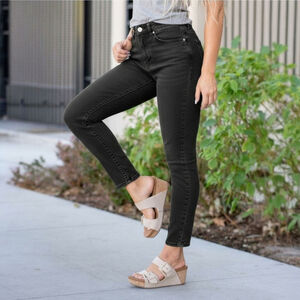 Judy Blue 3/26 Black Boyfriend Fit Denim Jeans JB88175BK